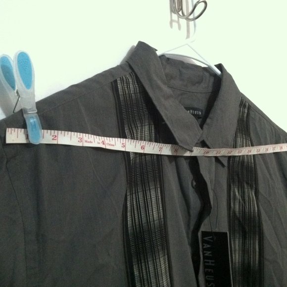 Mens Van Heusen Short Sleeve Dress Shirt XL - Picture 7 of 8